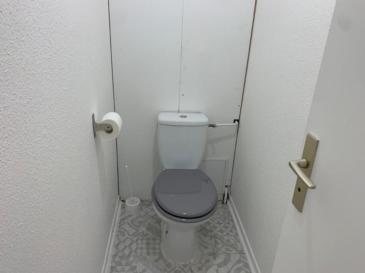 Appartement 2Eme Etage 42M2 Hyper Centre Ville / Parking Gratuit Riom Zewnętrze zdjęcie